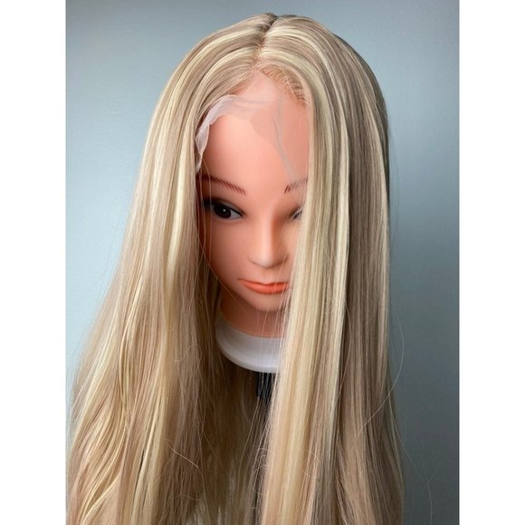 Dirty Blonde Lace Front Wig - Picture 5 of 8
